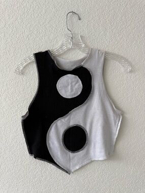 Yin Yang Sleeveless Crop Top